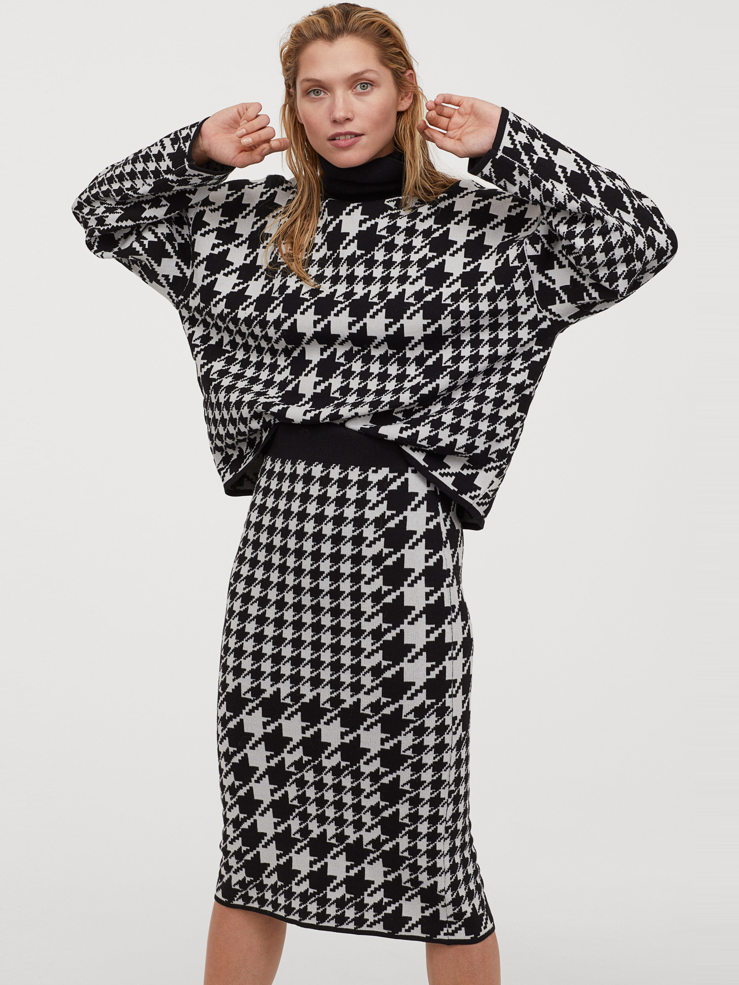 

Свитер H&M 060843720 XS Черный с белым