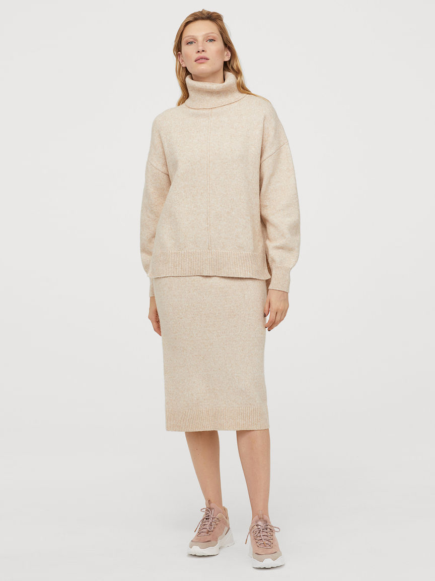 

Юбка H&M 060791787  Бежевая, Юбка H&M 060791787 XL Бежевая