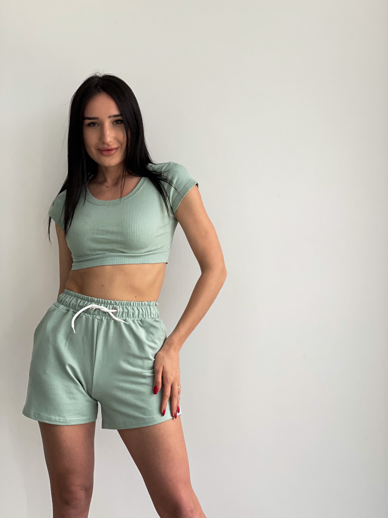 

Костюм топ рубчик с манжетом и шорты Двунитка M Мята (br0402-750/bd0502-750)