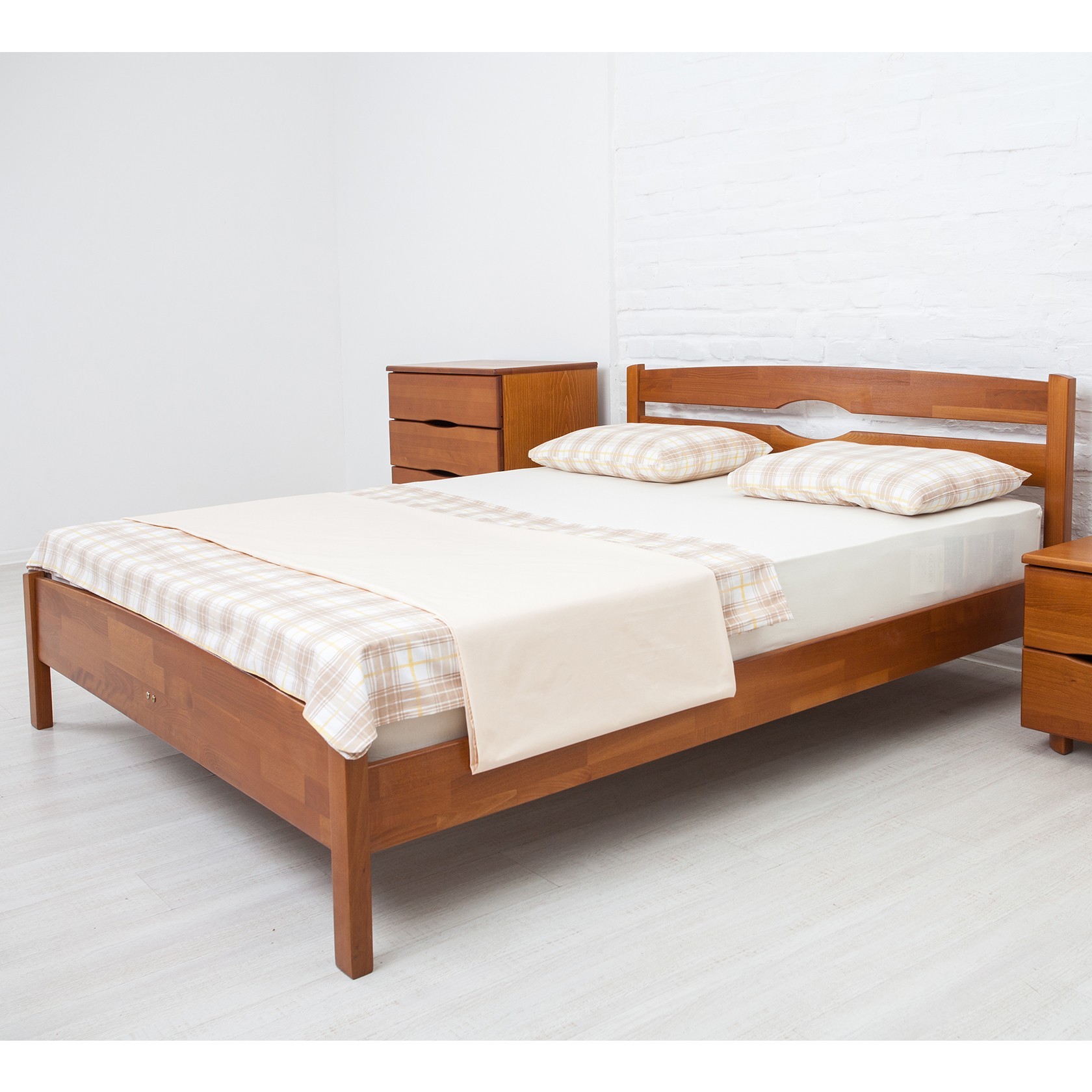 

Кровать Лика Люкс (Олимп) Орех 180х200 см 121103_06