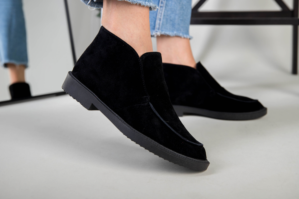 

Женские демисезонные лоферы замшевые LuxuryShoes 5221-7д/38 Черный