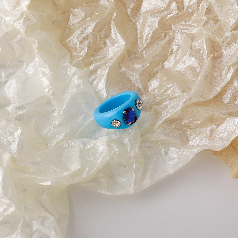 

Кольцо Женское City-A Акриловое Синее Размер 17.5 Перстень из Пластика Смолы Акрила №3297