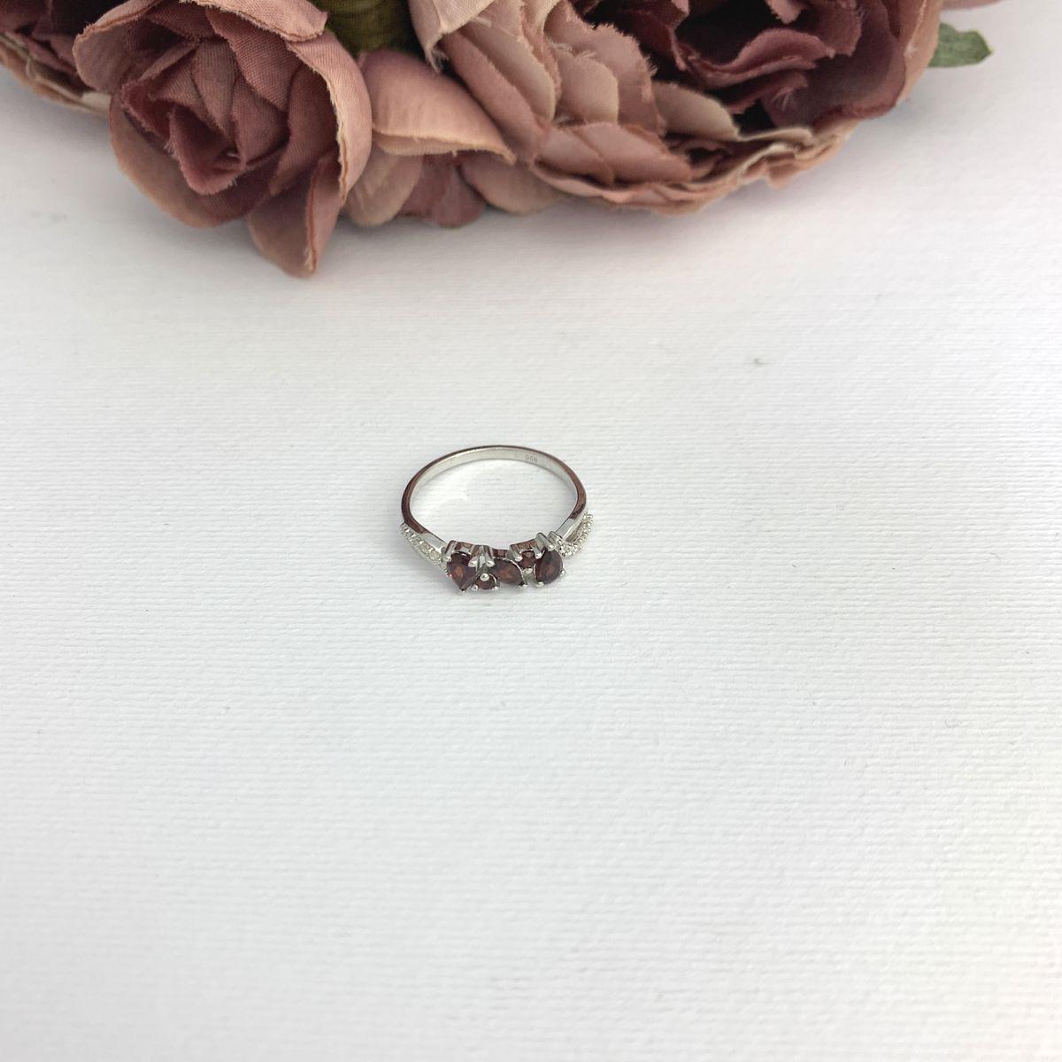 

Серебряное кольцо SilverAlex с натуральным гранатом 0.45ct 17 размер