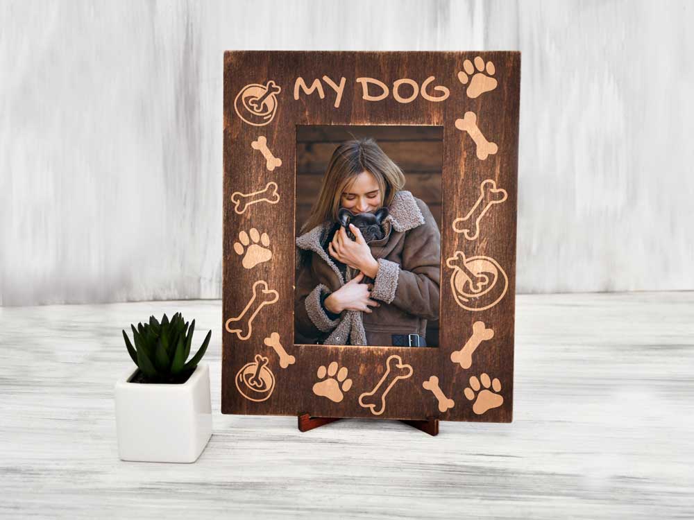 

Фоторамка из натурального дерева с гравировкой "My Dog" 15х21, вертикальная, Темное дерево, WOODPRESENT