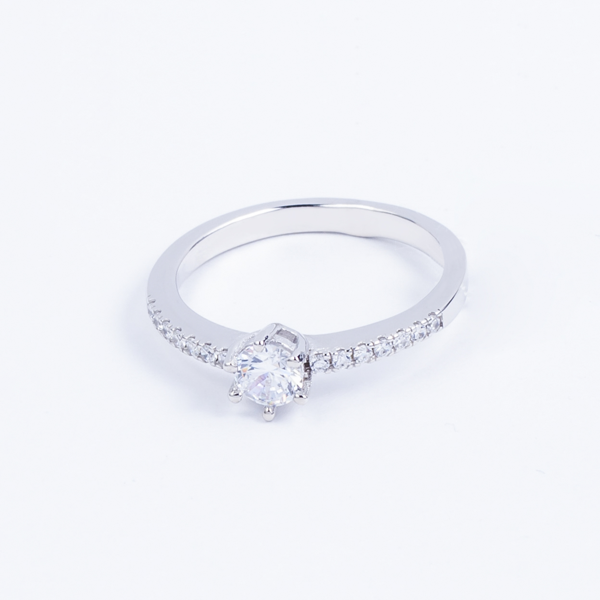 

Каблучка TOP Silver розмір 16,5 2,03 г