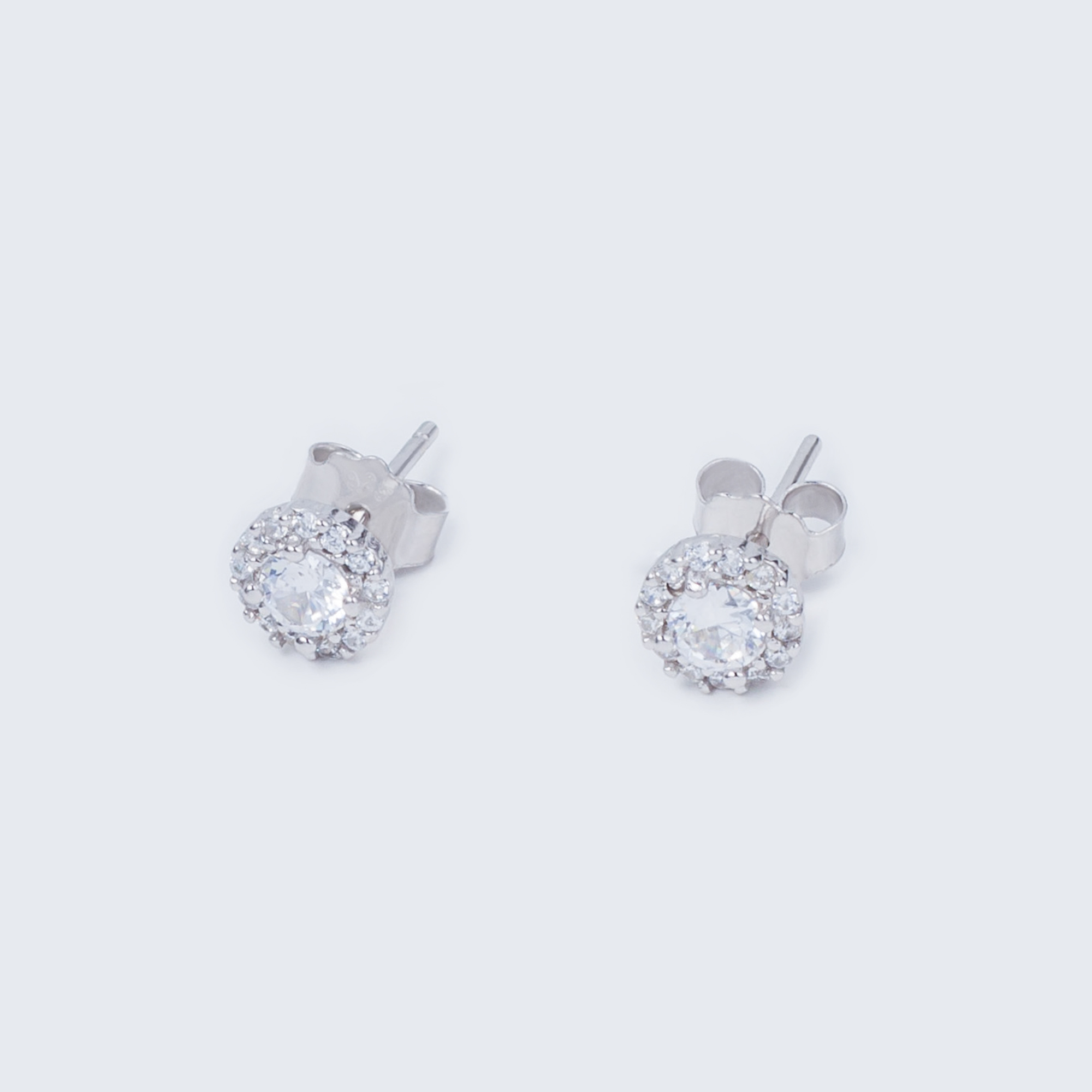 

Сережки TOP Silver 1,20 г 520145б