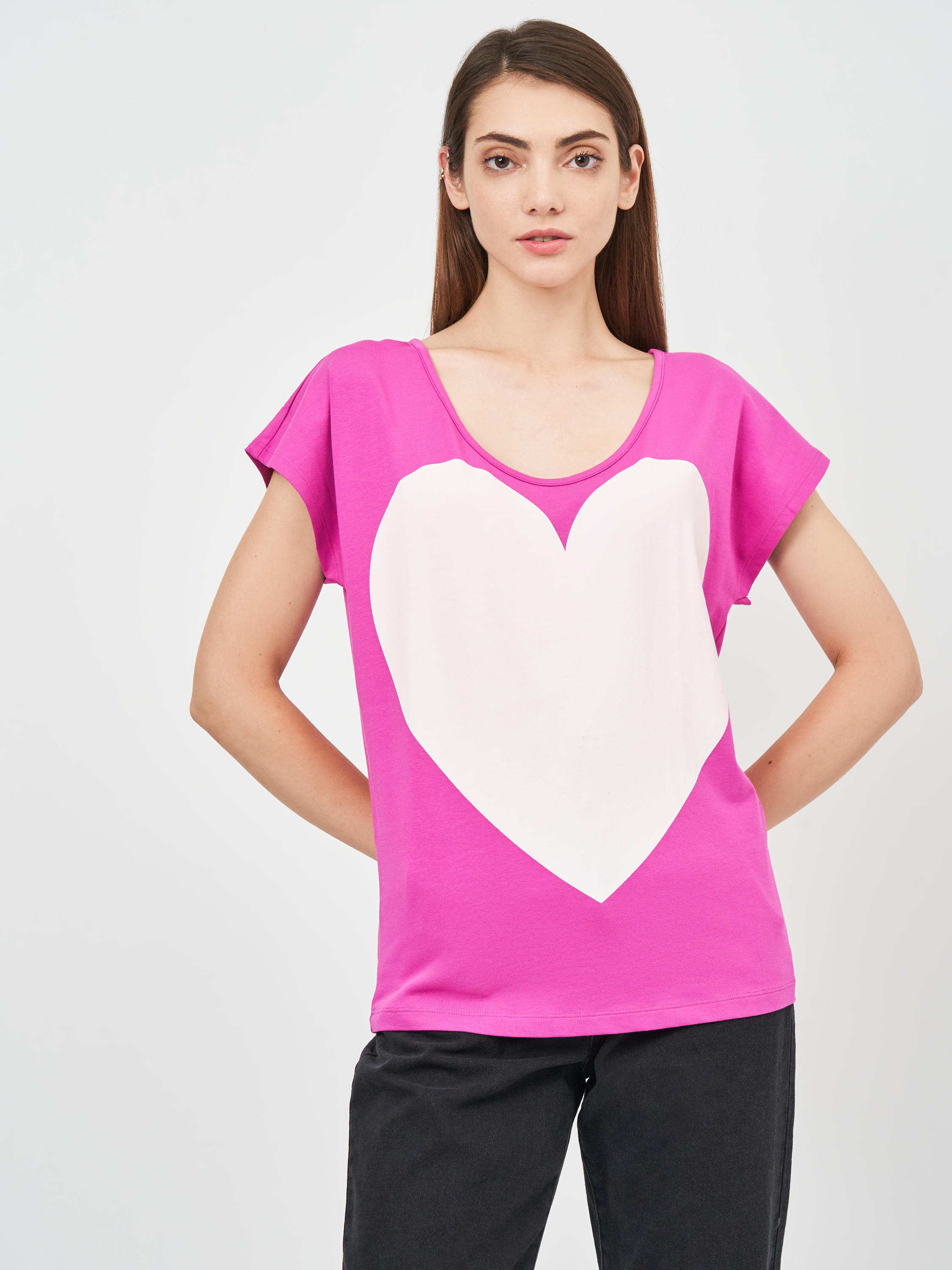

Футболка Love Moschino 9097.20 36 () Малиновая, Футболка Love Moschino 9097.20 36 (S) Малиновая
