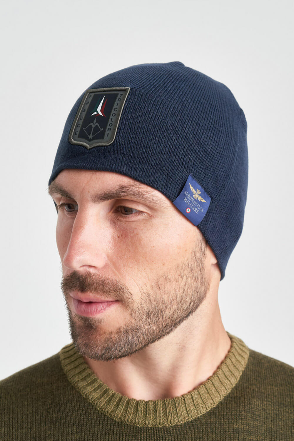 

Мужская шапка с нашивкой Aeronautica Militare 4264 L
