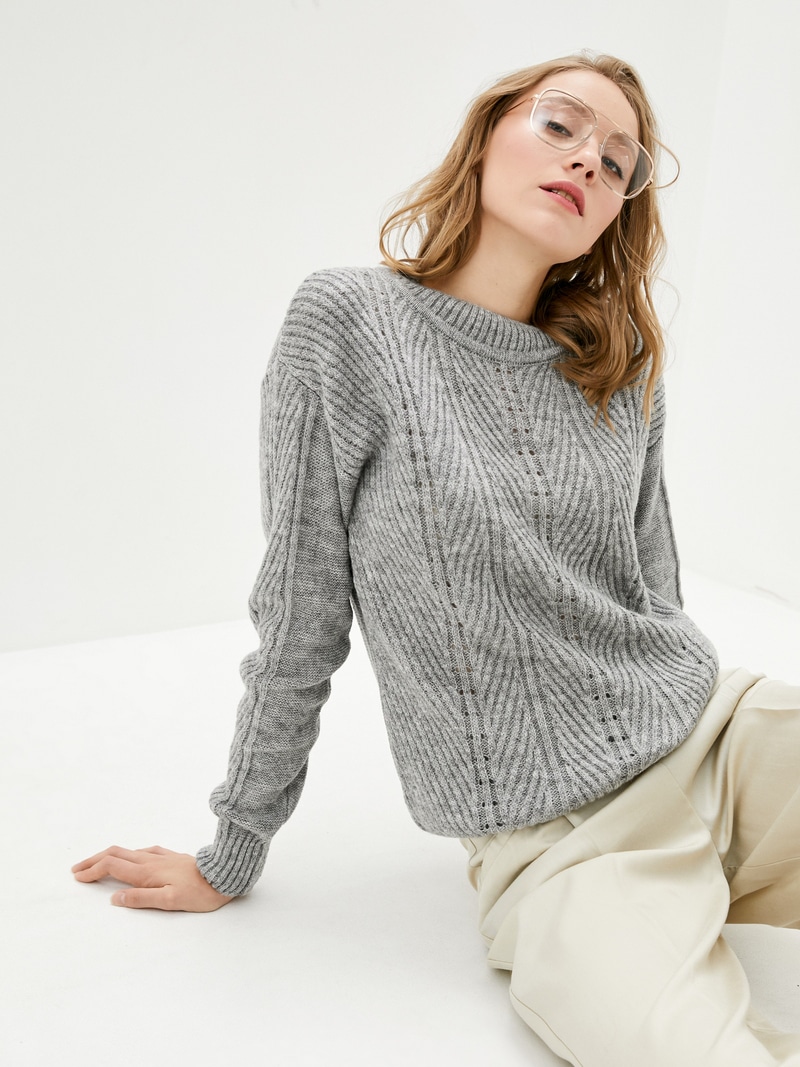 

Джемпер Sewel JW838020000 46-48 Серый