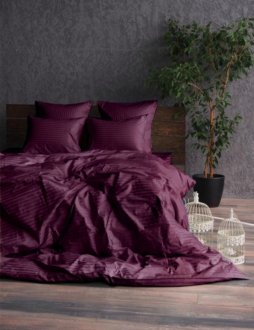 

Комплект постельного белья Komfort-tekstil Stripe LUX PLUM 1/1см (Полуторный)