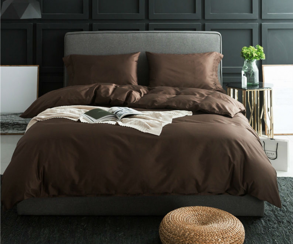 

Комплект постельного белья Komfort-tekstil DARK CHOCOLATE, №154 (Семейный на резинке)