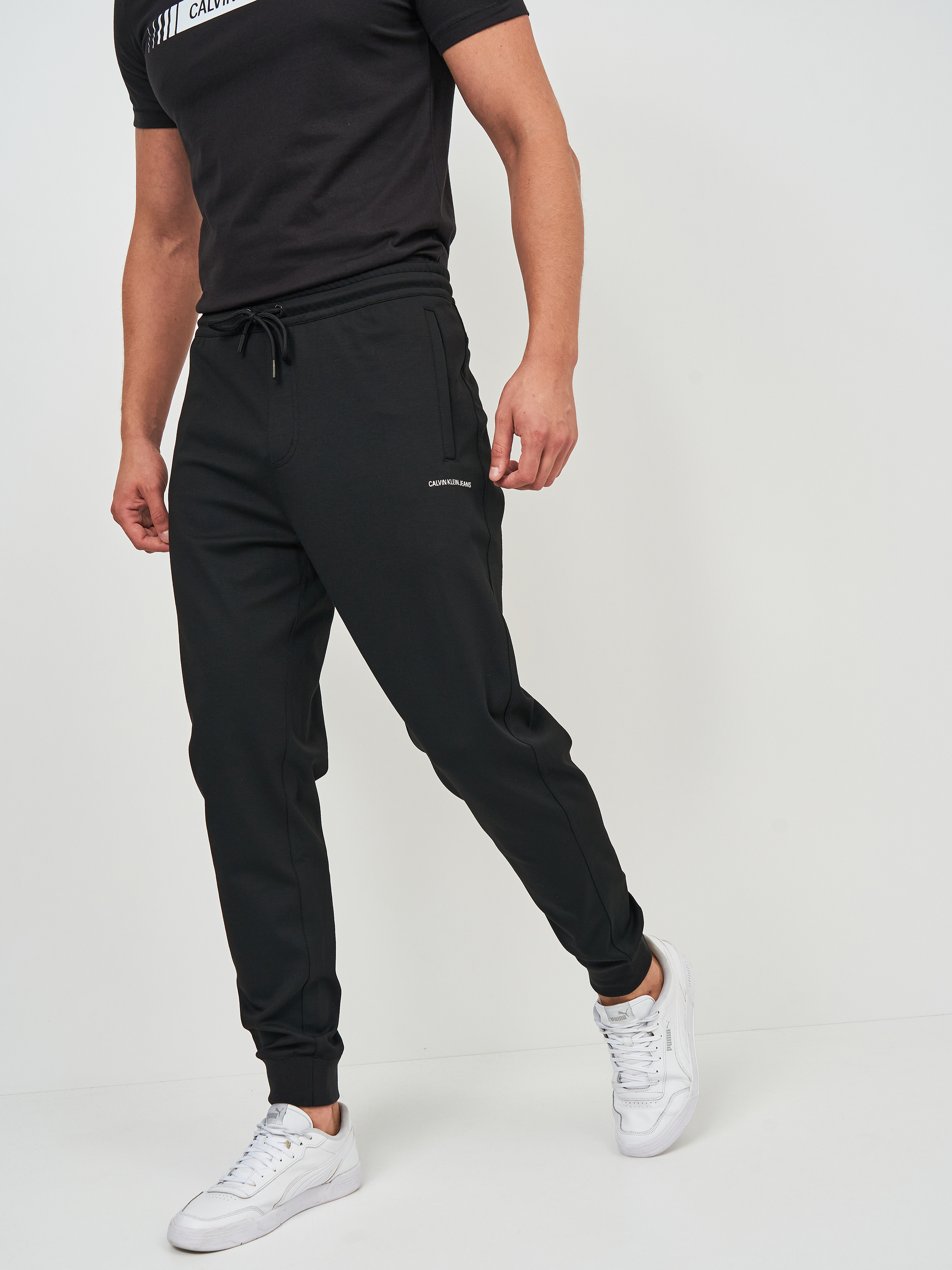

Спортивные штаны Calvin Klein Jeans Cuffed milano pant J30J318594-BEH  Черные, Спортивные штаны Calvin Klein Jeans Cuffed milano pant J30J318594-BEH S Черные