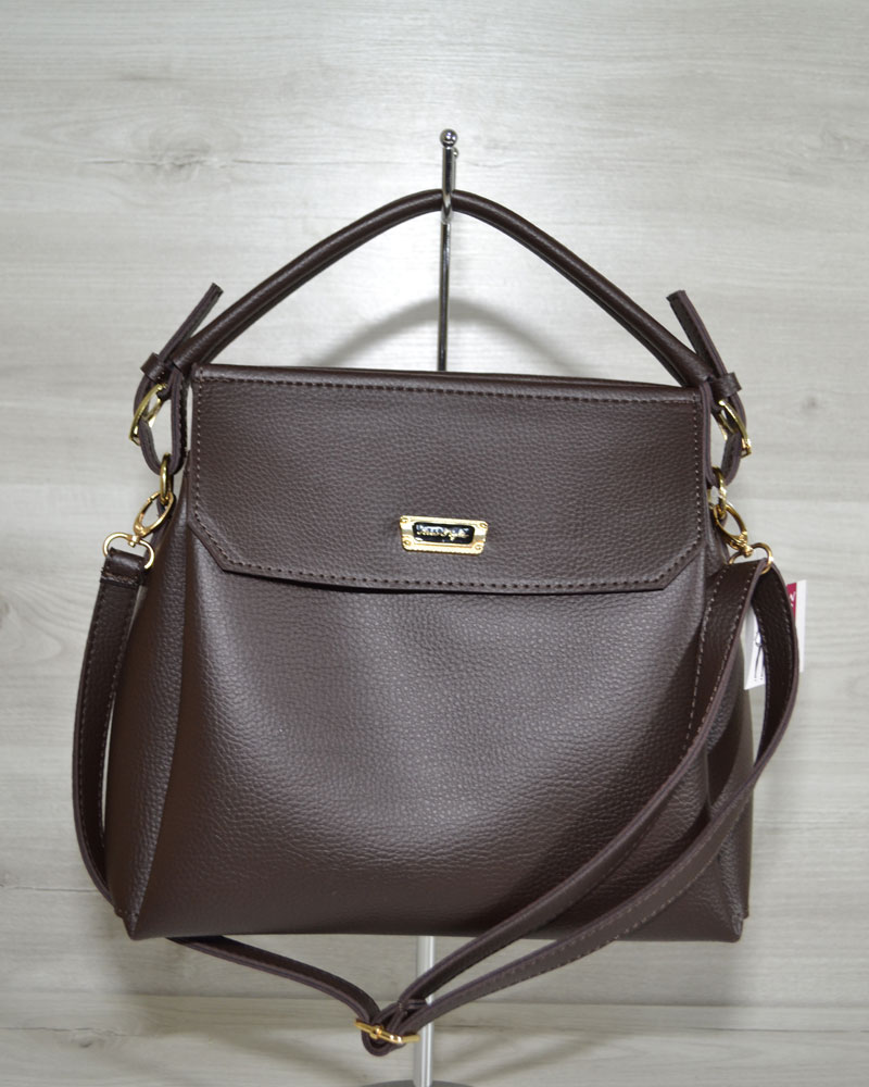 

Сумка три отделения шоколадного цвета