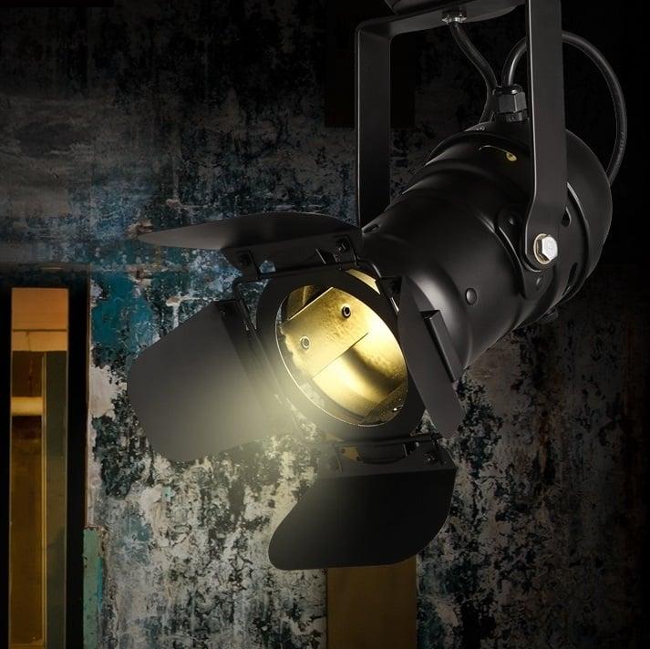 

Спот на треке Lofter d-13