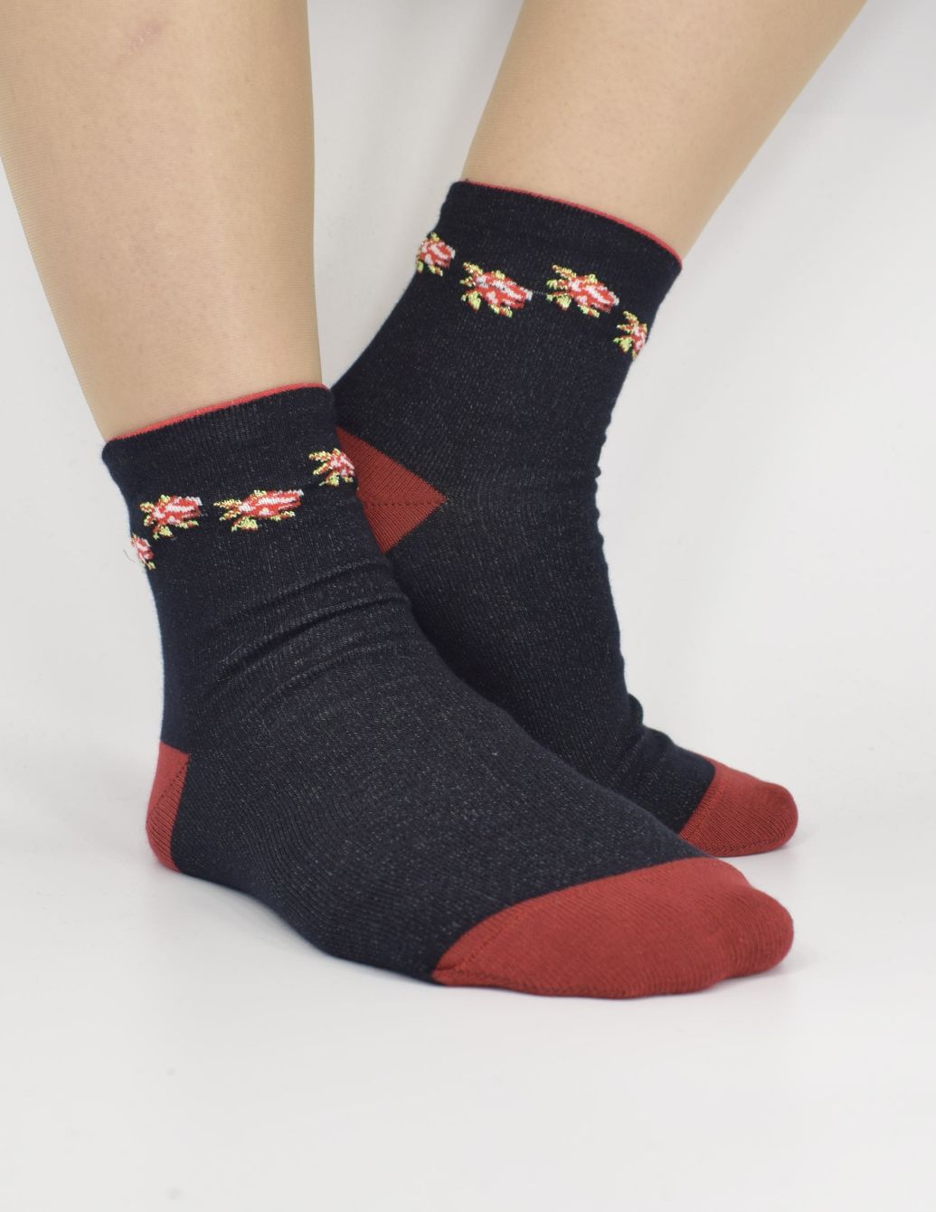 

Женские носки Kaprizo 36-41 Комбинированный 9628