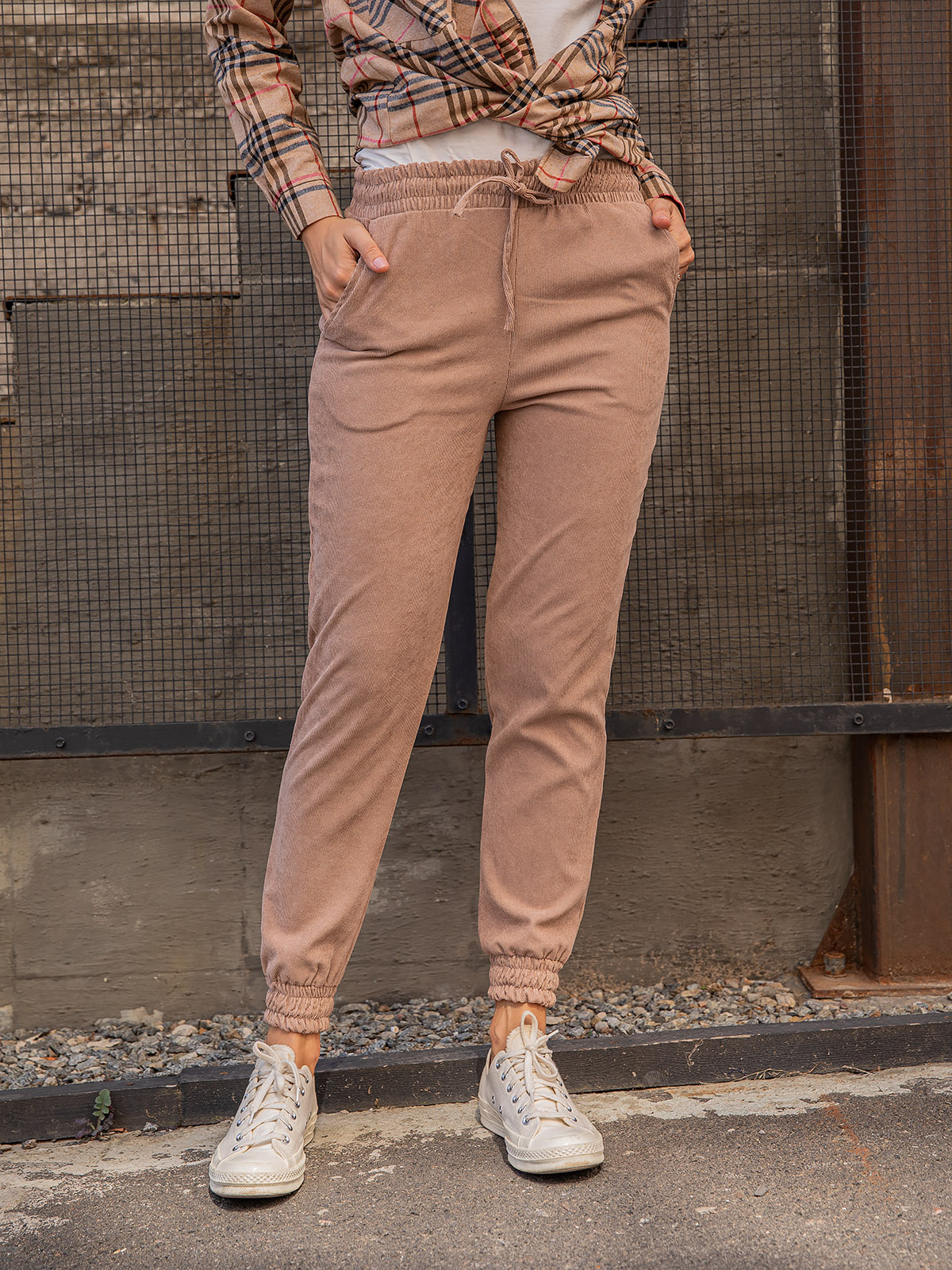 

Спортивные штаны ISSA PLUS 12854  Бежевые, Спортивные штаны ISSA PLUS 12854 S Бежевые