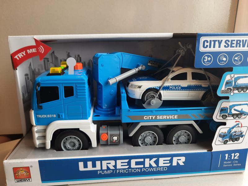 

Машинка Truck эвакуатор, полиция инерционная, звук, свет WY831B