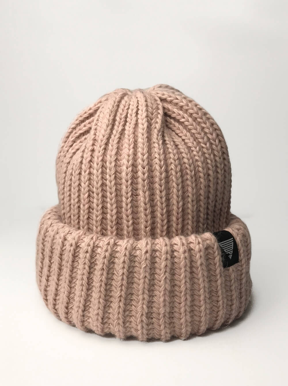 

Молодежная женская шапка бини ШТОРМ Pale pink