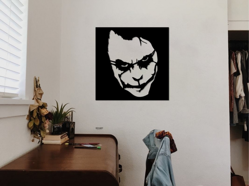 

Деревянная картина - панно Герои кино и мультфильмов Joker Black Square 50х50 см