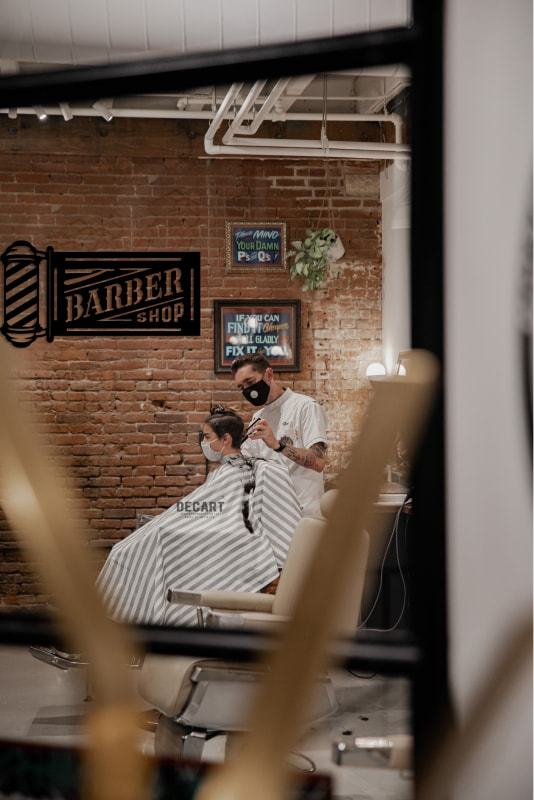 

Деревянная картина - панно Для салонов красоты Вывеска Barber Shop 150х80 см