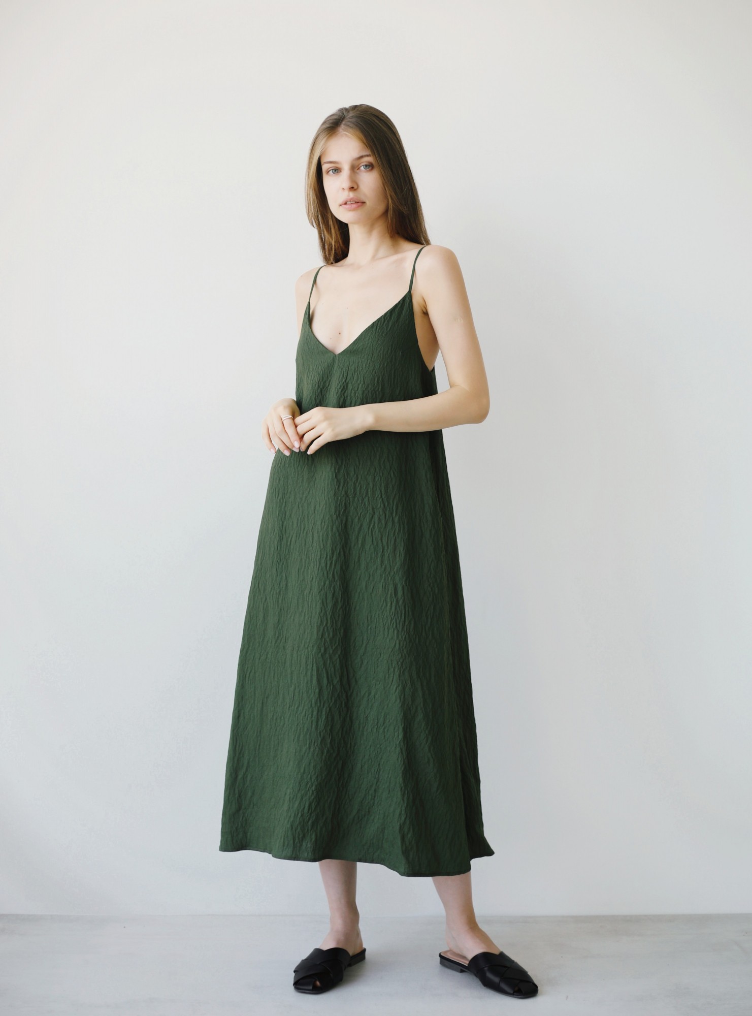 

Платье Stlkatin 000000714 темно-зеленое XS с открытой спиной