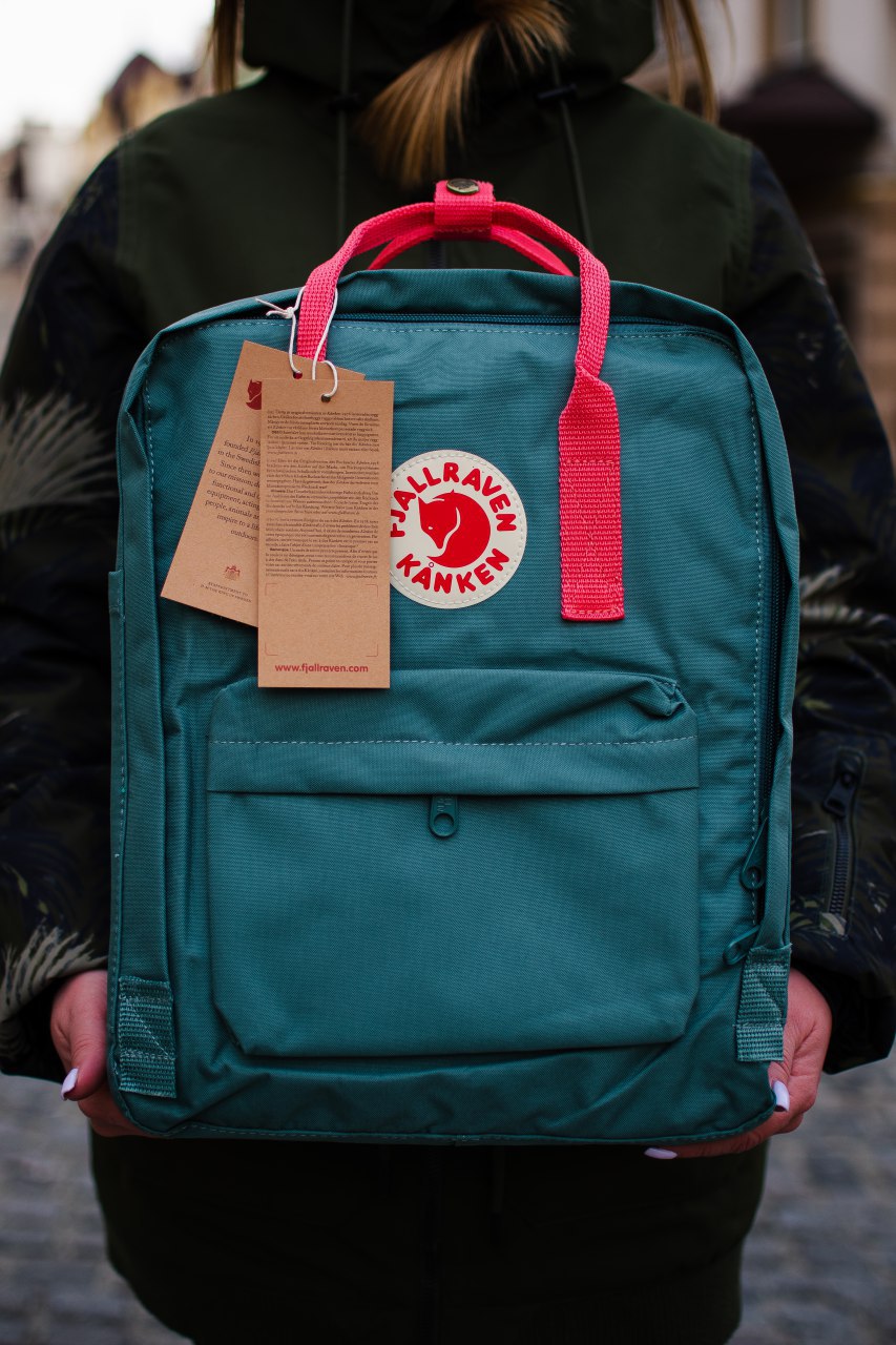 

Рюкзак однотонный Fjallraven Kanken Classic