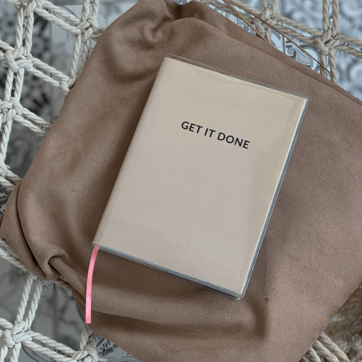 

Планер Mini Get it done 12x16 см с разворотами на неделю