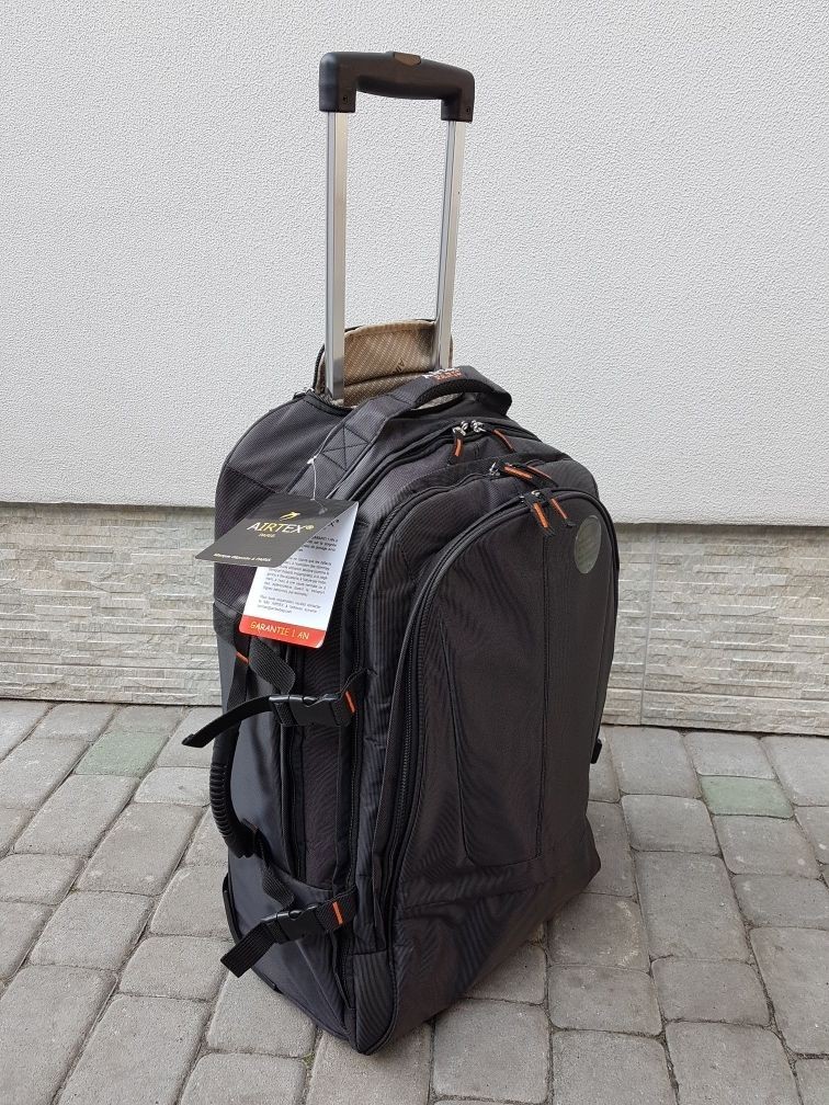 

Дорожний рюкзак Airtex 560 M черный