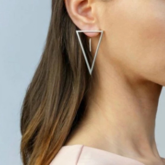 

Сережки металлические треугольники на гвоздиках G&N 7140