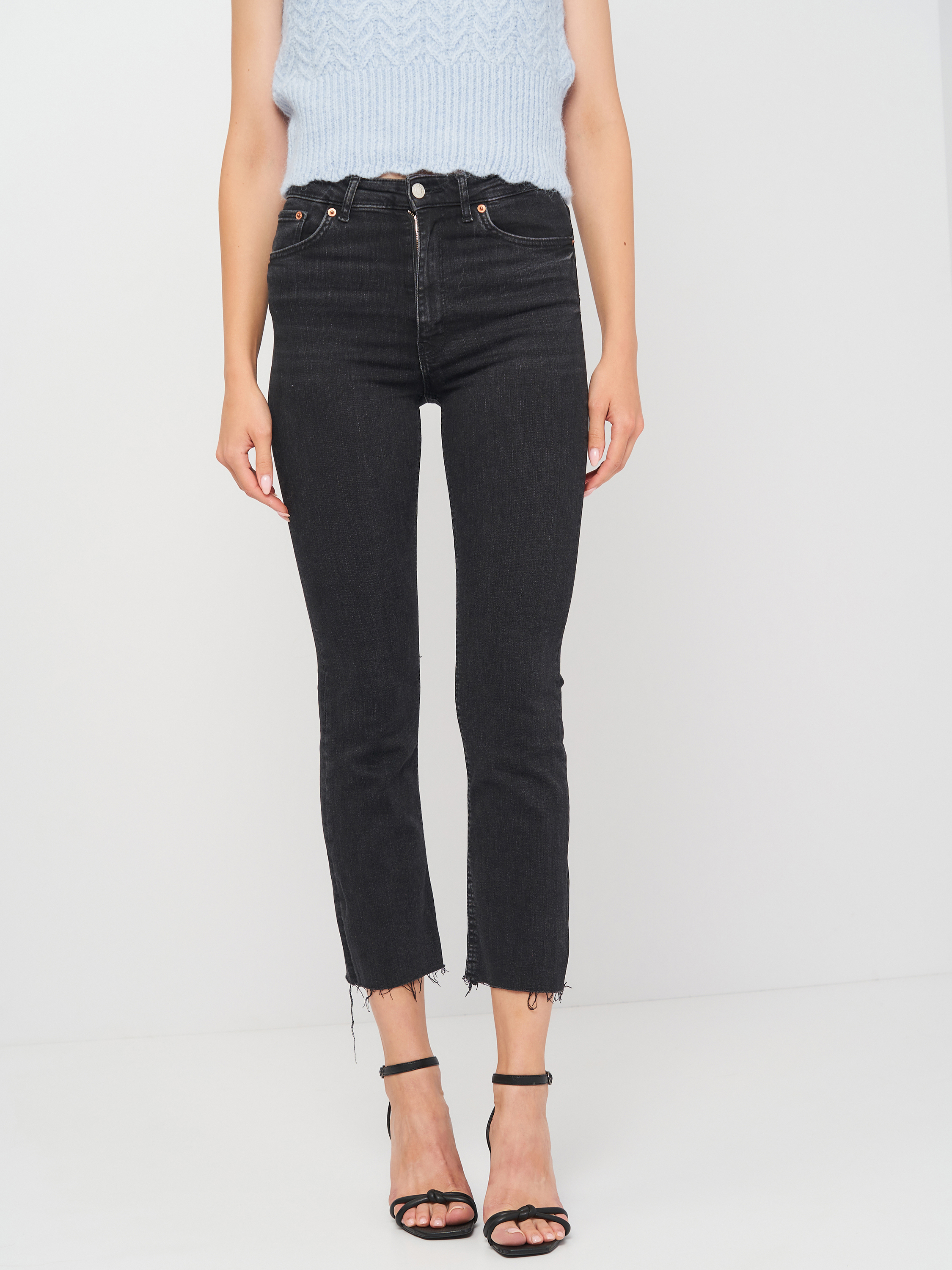 

Джинсы Zara 8246/047/800 36 Черный джинс