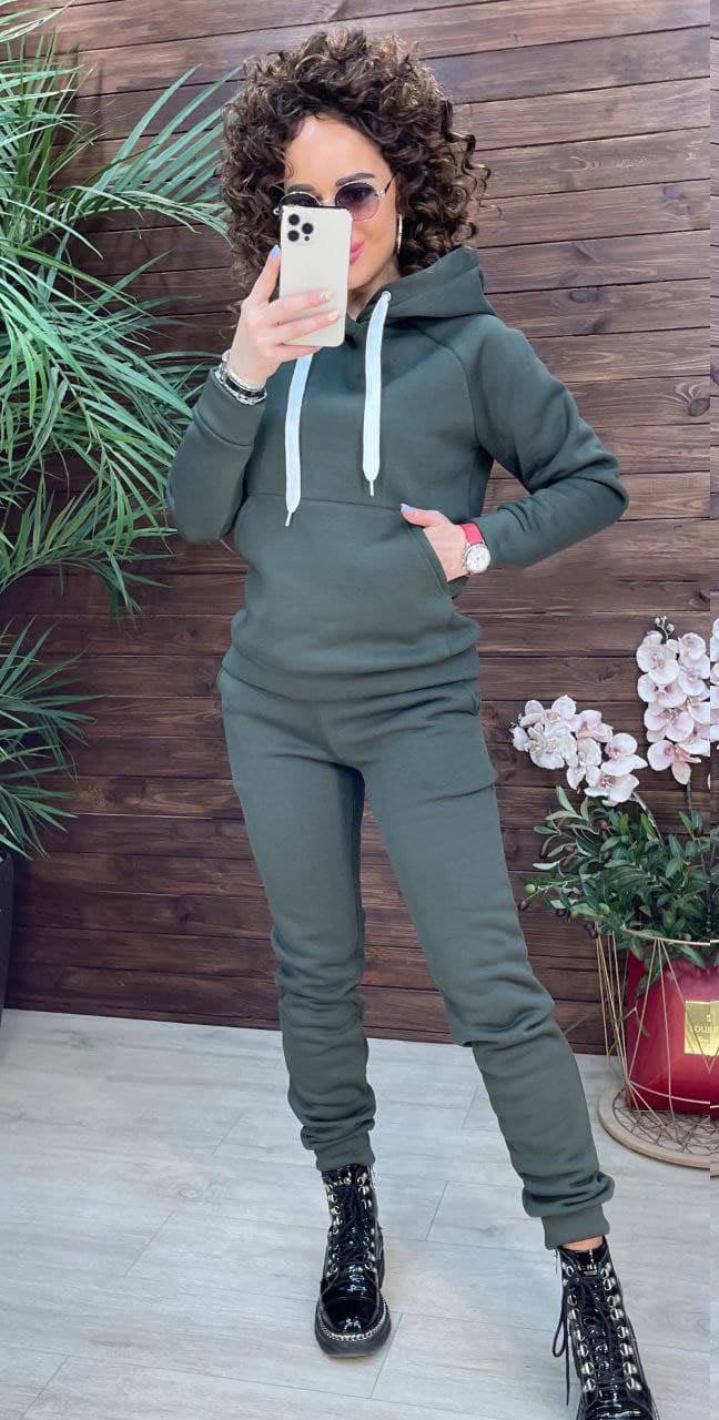 

Fashions • Спортивный теплый костюм Джессика Fashions  хаки, Fashions • Спортивный теплый костюм Джессика Fashions 48 хаки