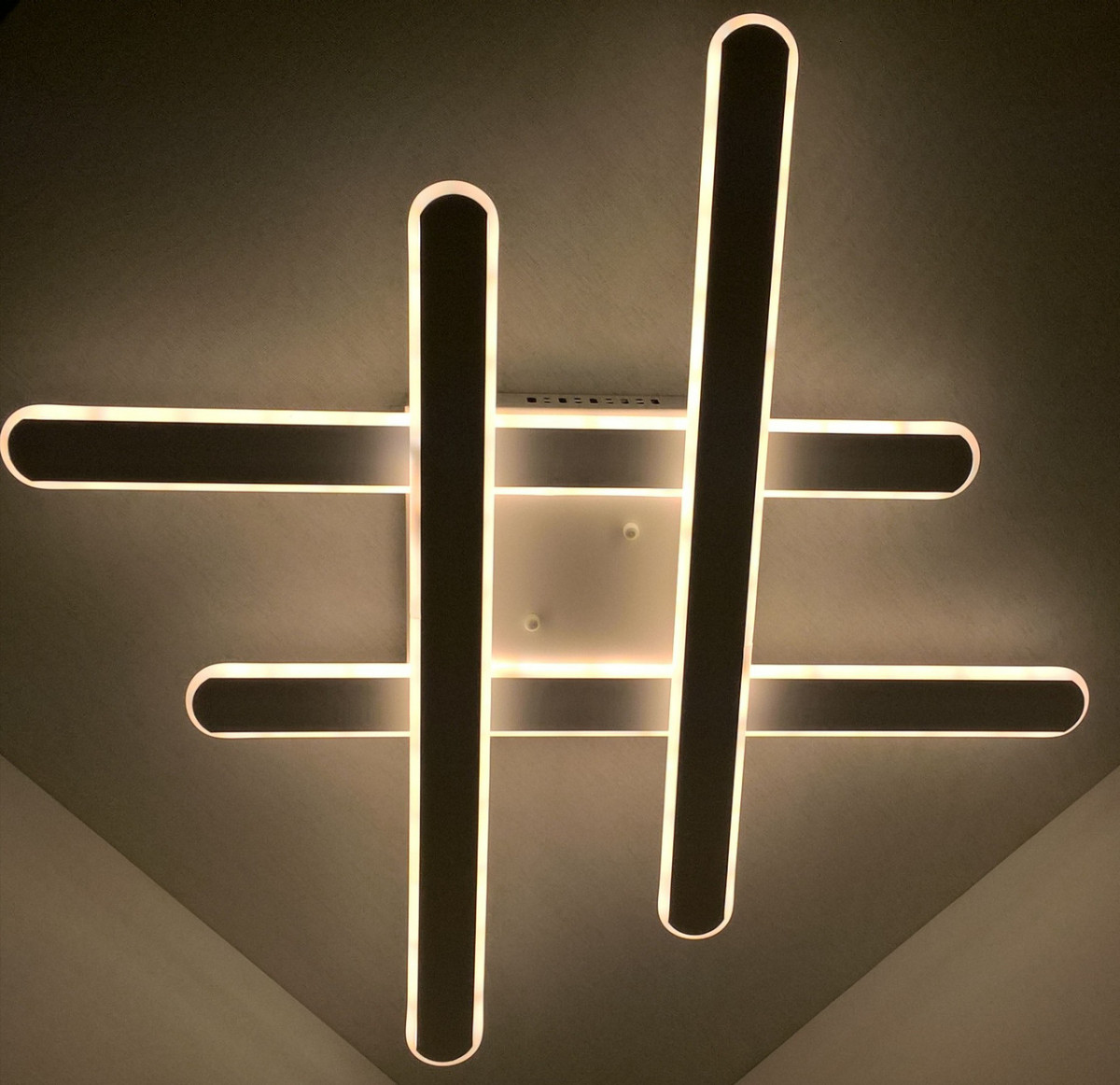 

Люстра Sunnysky потолочная Led Белый 8х72х72 см YR-6206/4-wh-YV