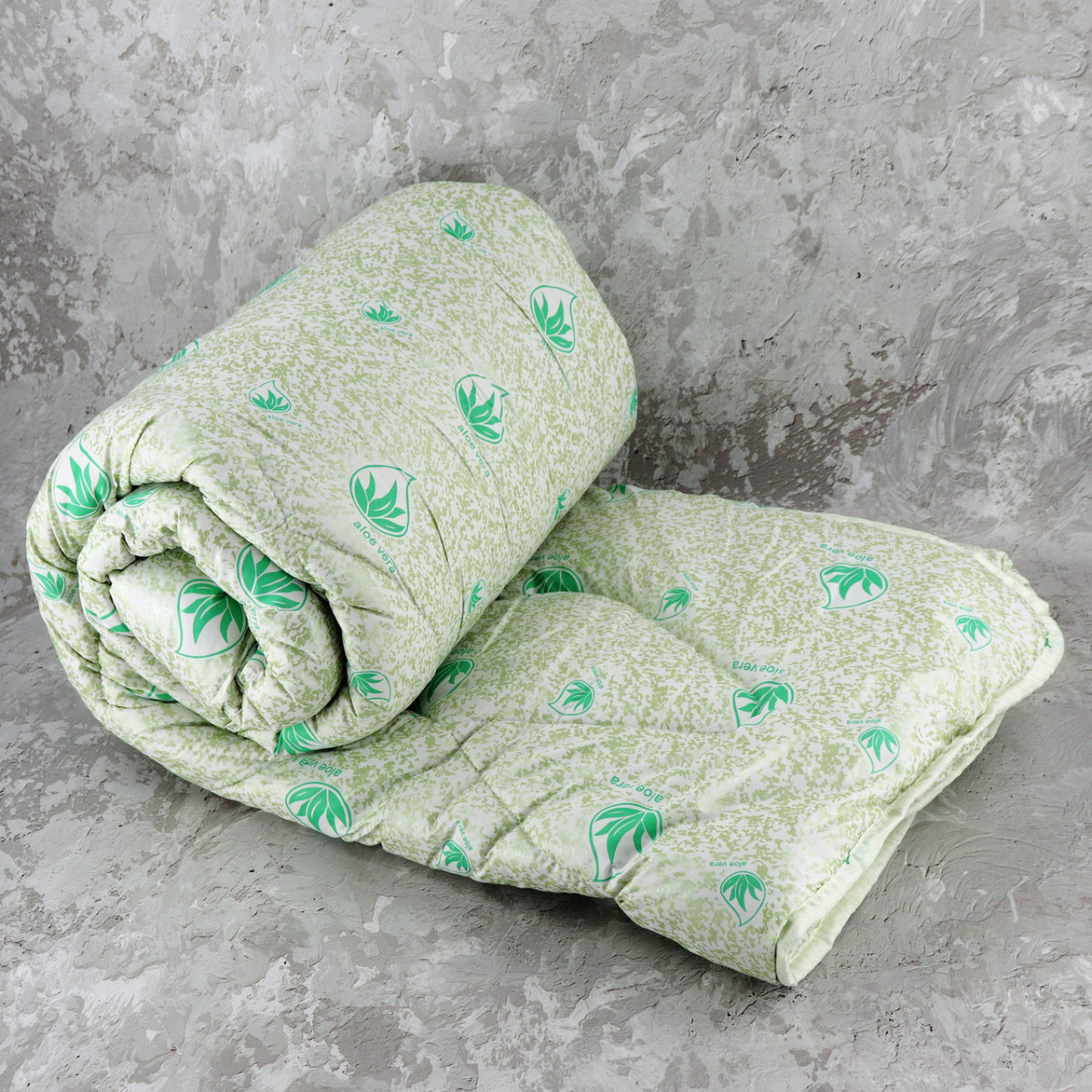 

Одеяло Moda Двуспальное Евро 200х220 закрытое холлофайбер с пропиткой Aloe Vera микрофибра T-55073-42-E-YV