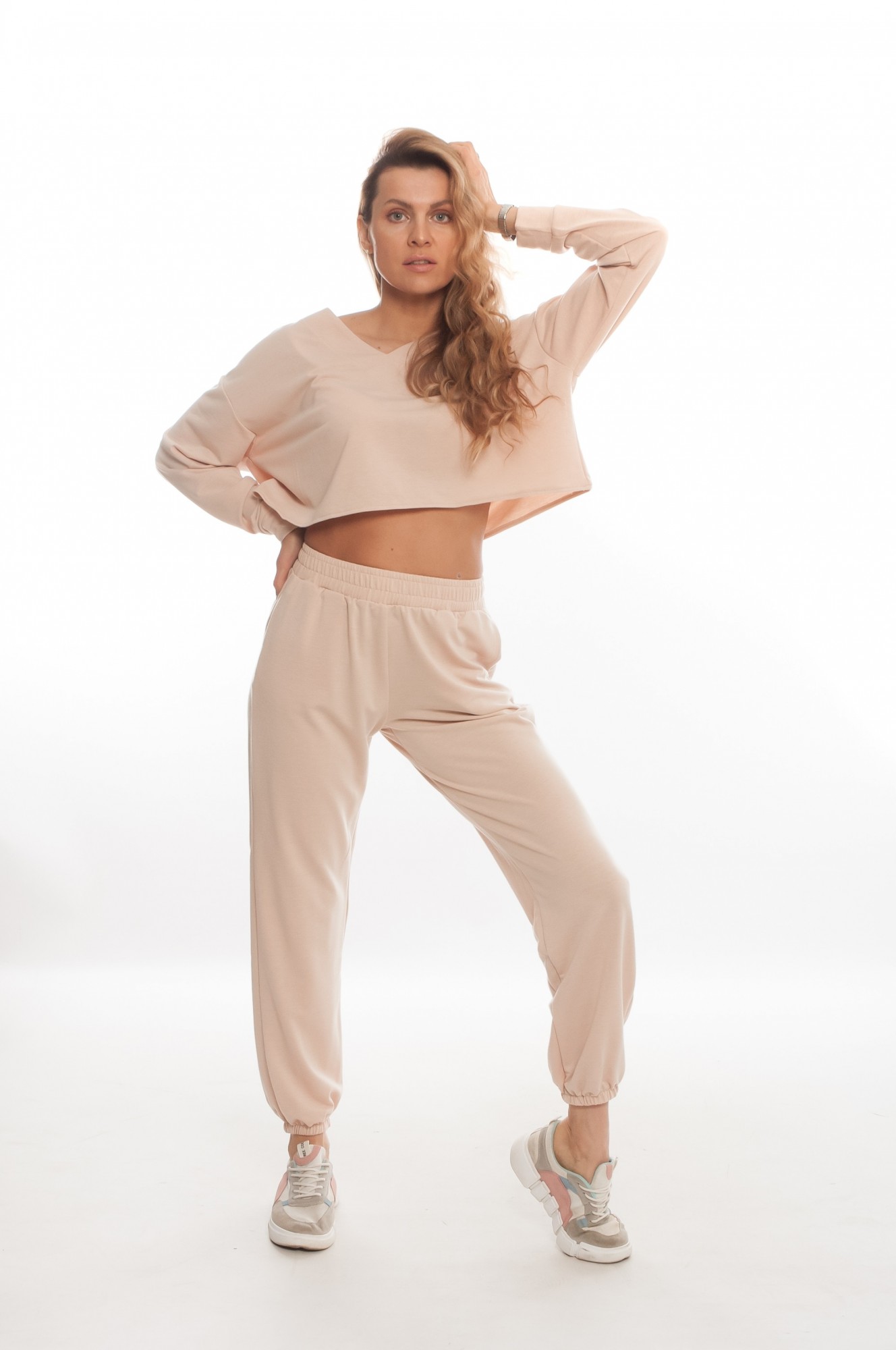 

Спортивный костюм с укороченным верхом Just Fashion Бежевый 42-44