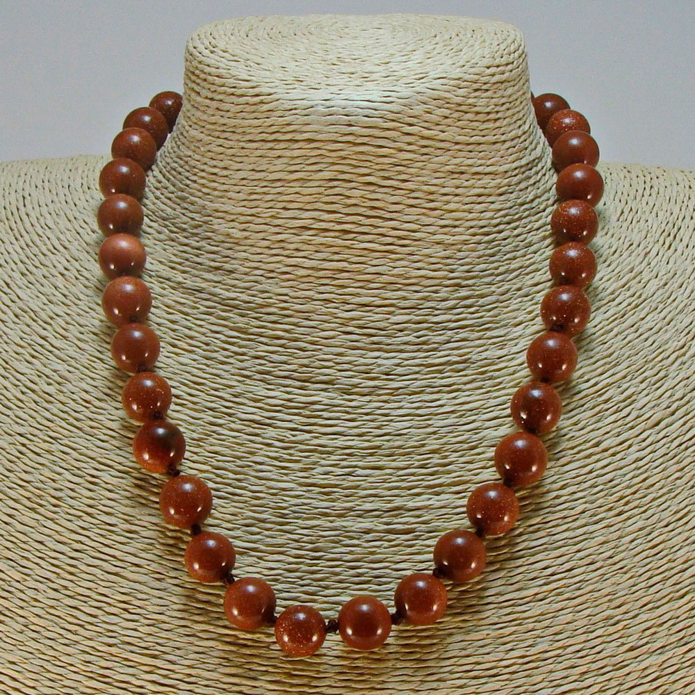 

Бусы из авантюрина (12 мм), fazS0046