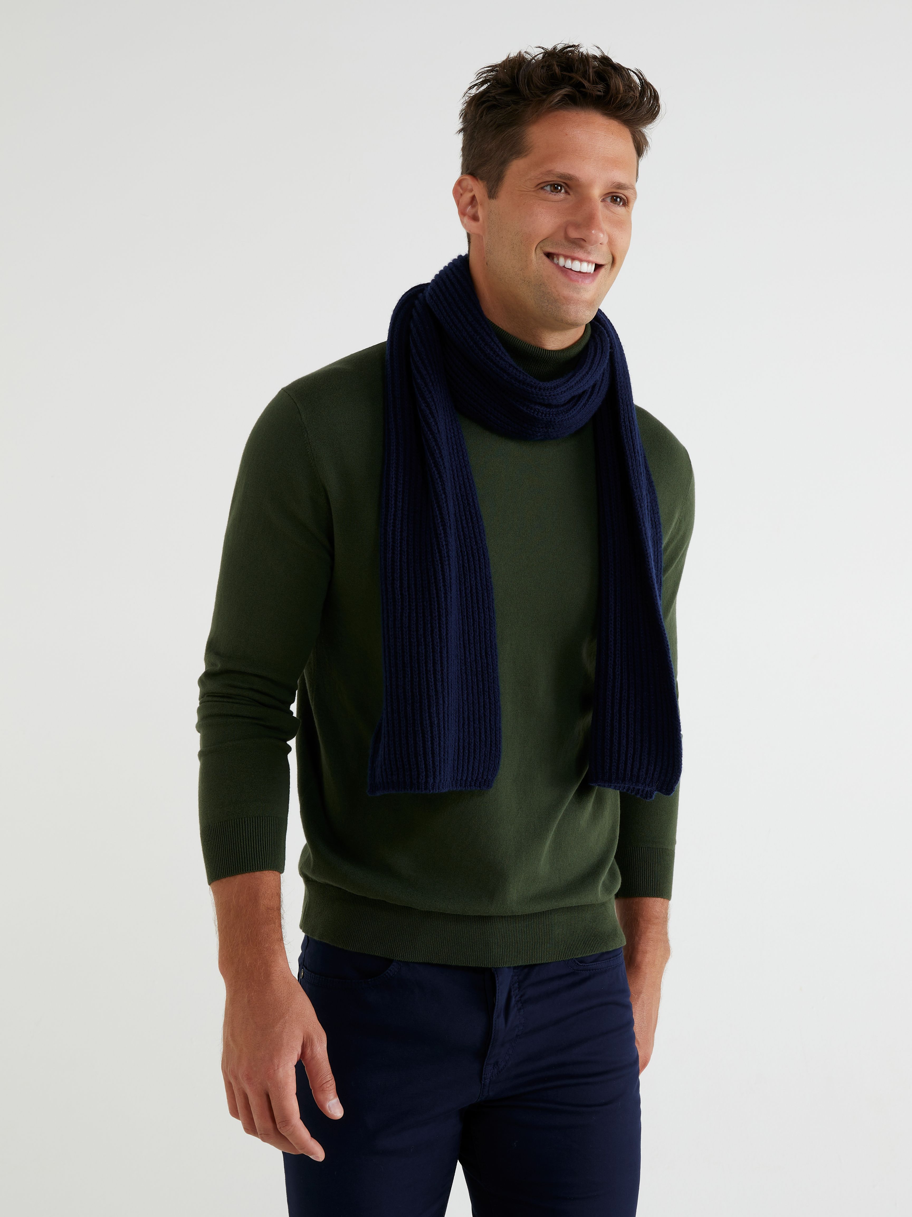 

Шарф United Colors of Benetton 1302U0723-22M