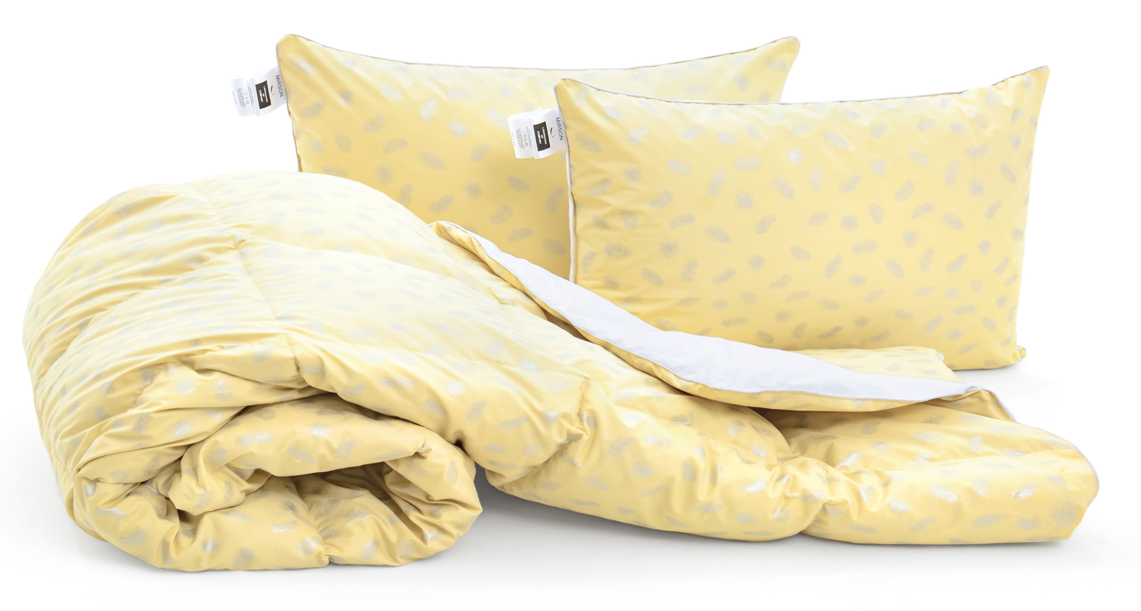 

Набор MirSon Karmen 1954 "Bio-Beige" (одеяло + две подушки 50*70 средние) 220х240 см + 50х70 см 2шт италия, био-пух