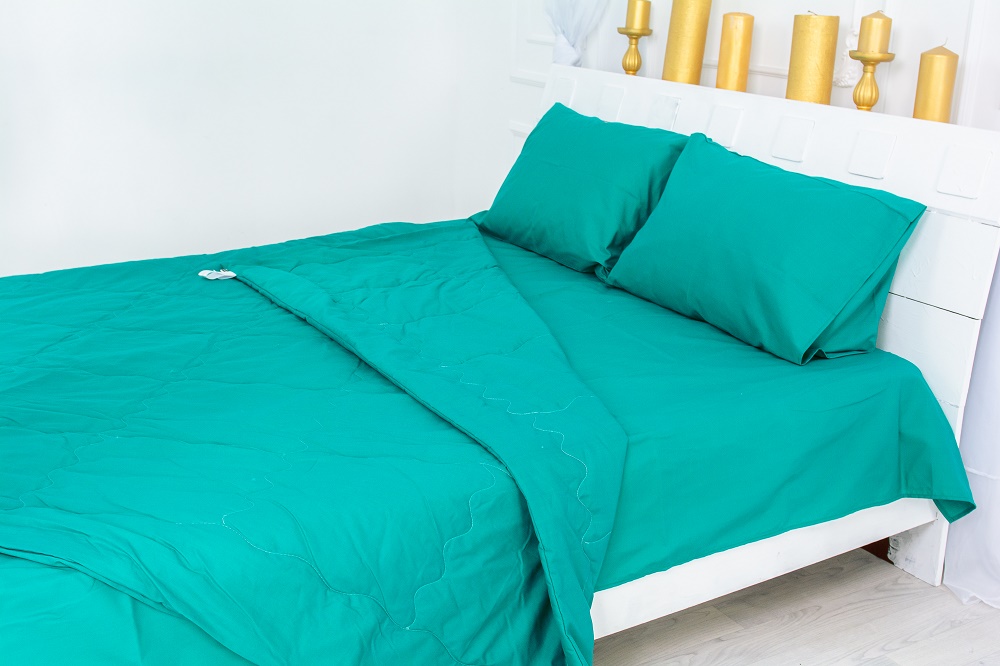 

Набор MirSon №2570 BamBoo 17-4735 Caterina (одеяло + 2 подушки + 2 наволочки + простынь) 110х140 см + 110х160 см + 40х60 см италия, бамбук