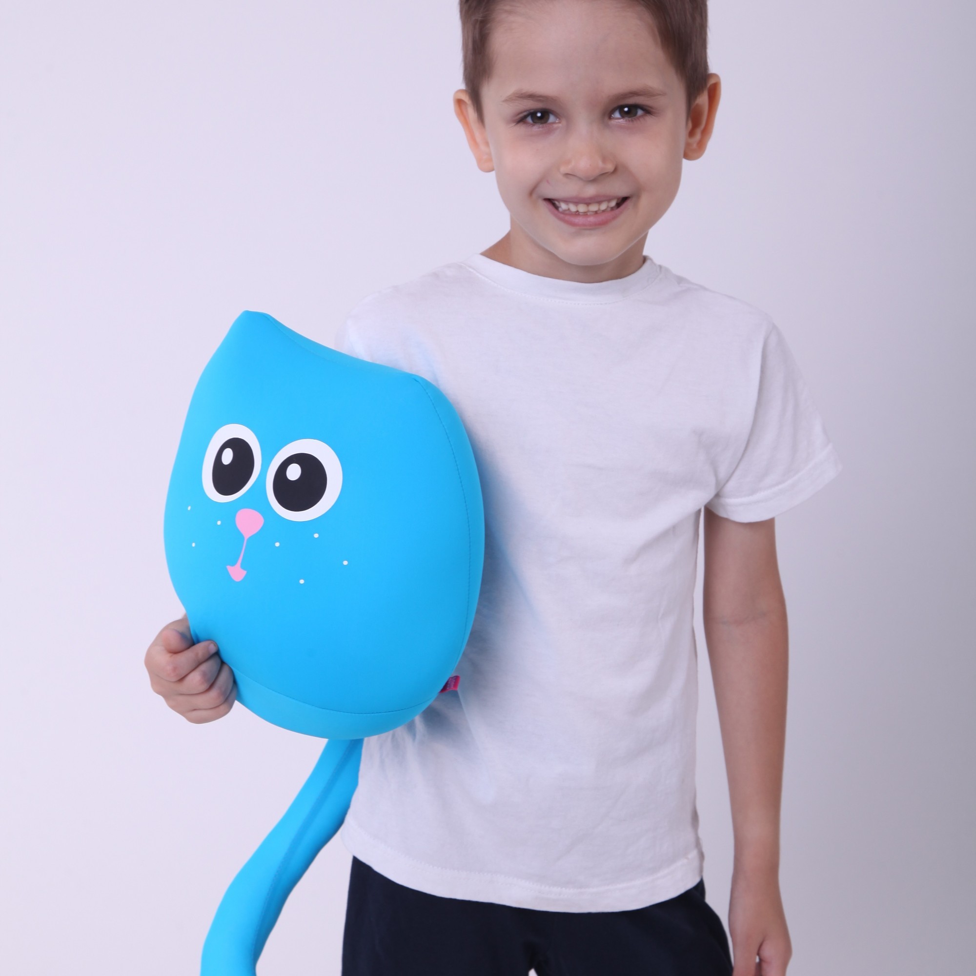 

Мягкая игрушка антистресс Mimimishka Кот мини Голубика, 20х20х15см, (mi401)