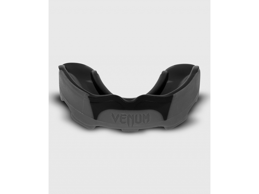 

Капа VENUM Predator Mouthguard взрослый серый/чёрный (3982)