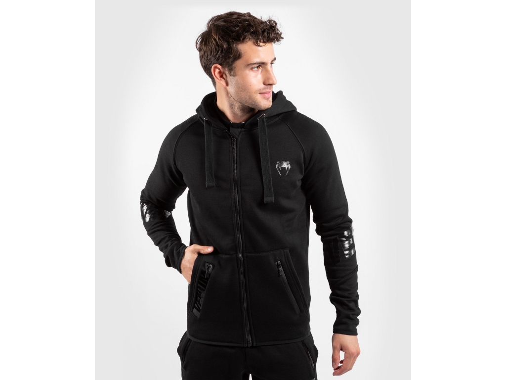 

Кенгуру VENUM Contender 2.0 Hoody  чёрный (4581, Кенгуру VENUM Contender 2.0 Hoody S чёрный (4581)