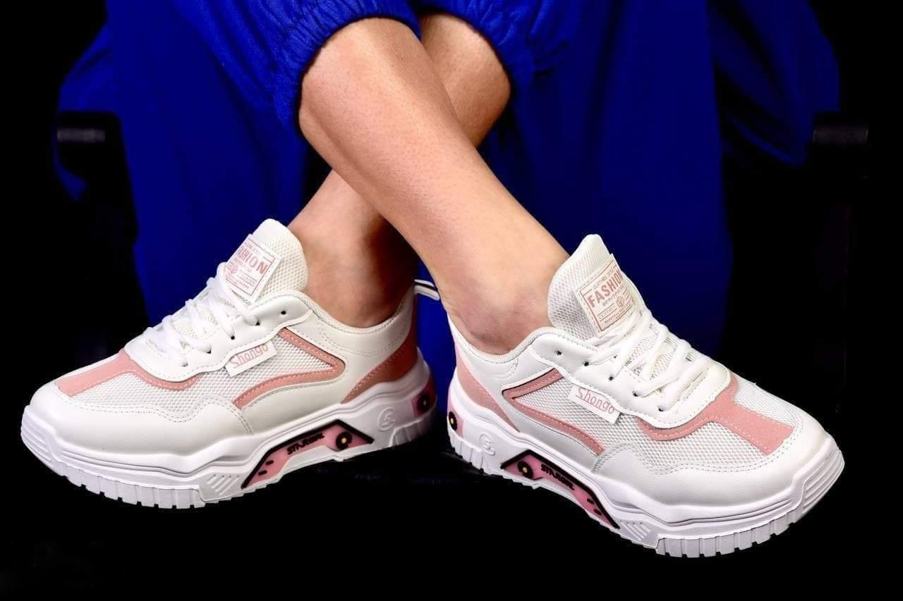 

Кроссовки женские демисезонные FASHION 41 Белый