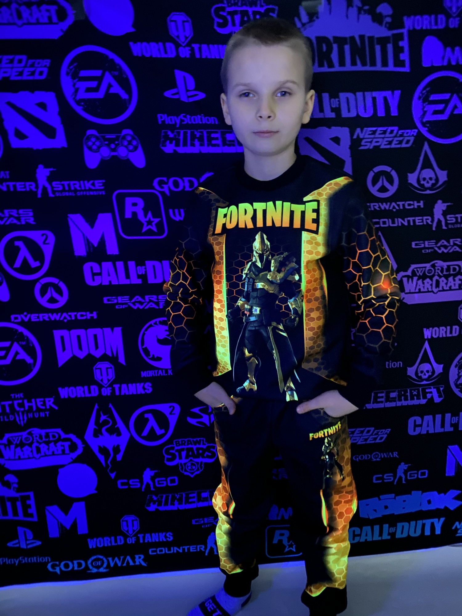 

Спортивный костюм Epic 98см (толстовка + штаны) Fortnite Черный рыцарь