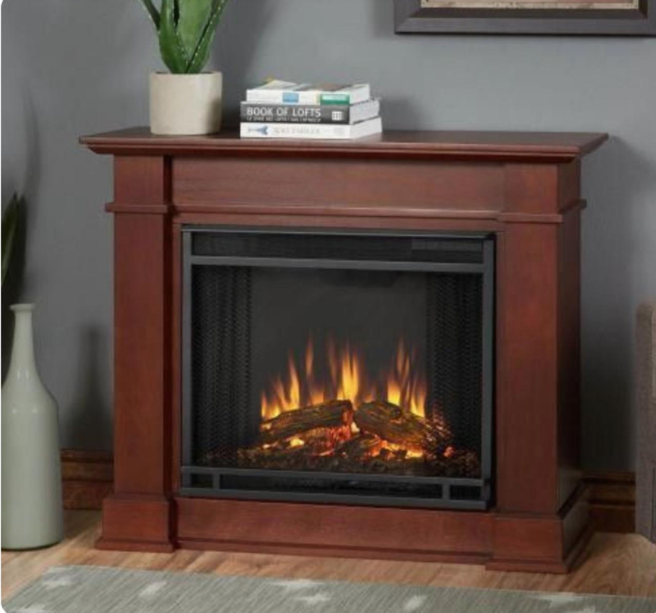 

Фронтальный каминокомплект Fireplace Гонконг Каролина эффект живого пламени со звуком и обогревом