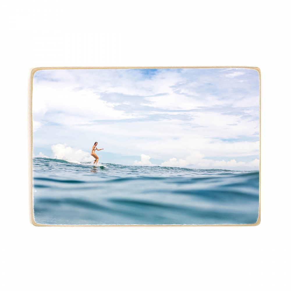 

Деревянный постер Природа Beautiful Young Surfer Woman А2