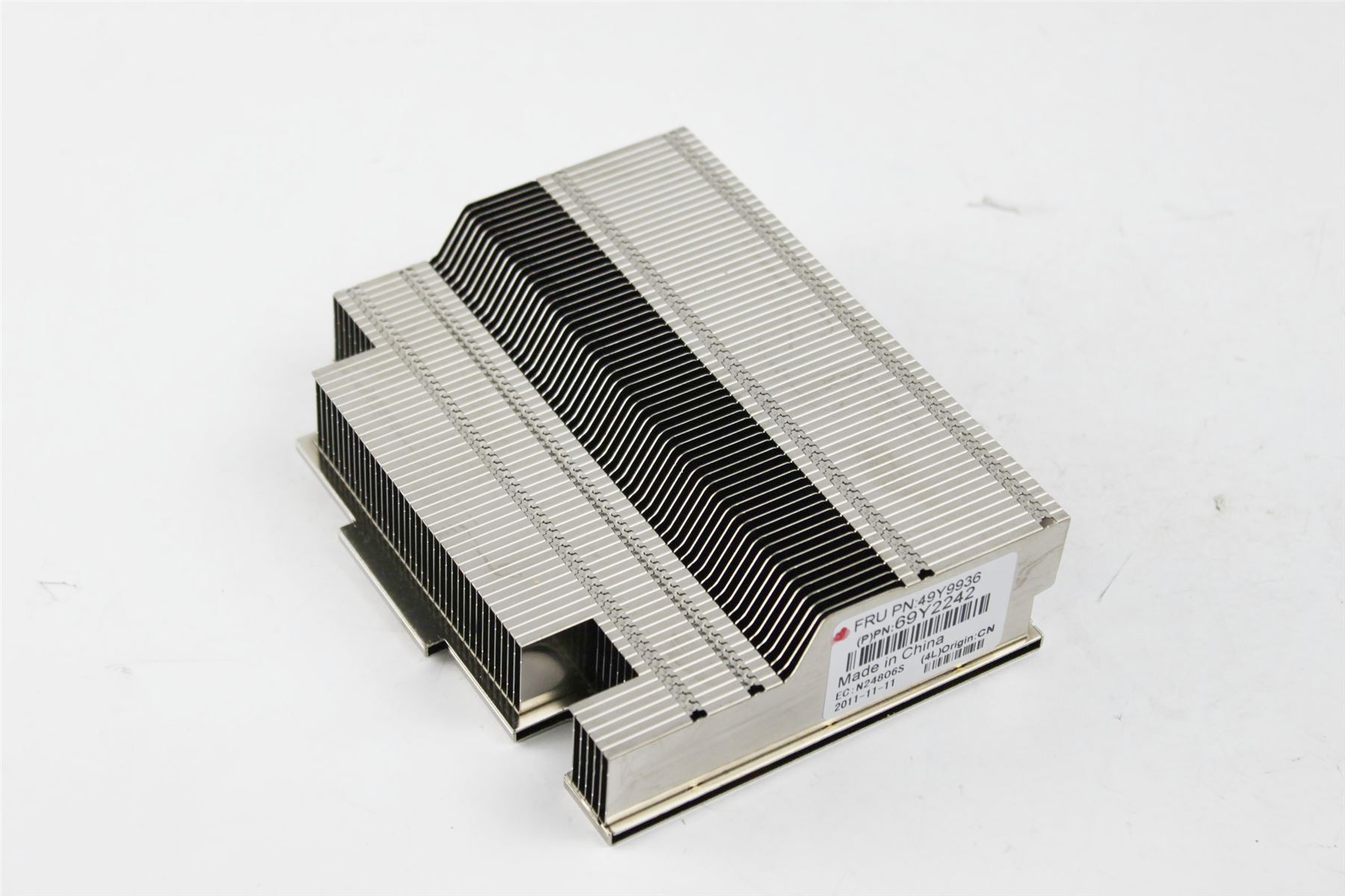 

Радиатор IBM HEATSINK R410 (69Y2242) Новое