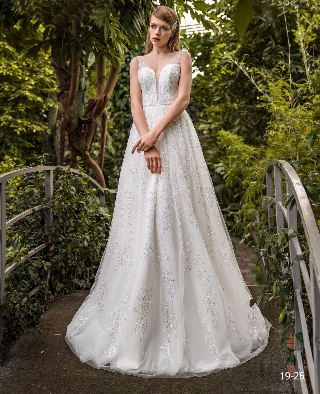 

Свадебное платье Ema Bride 19-26 48 Айвори