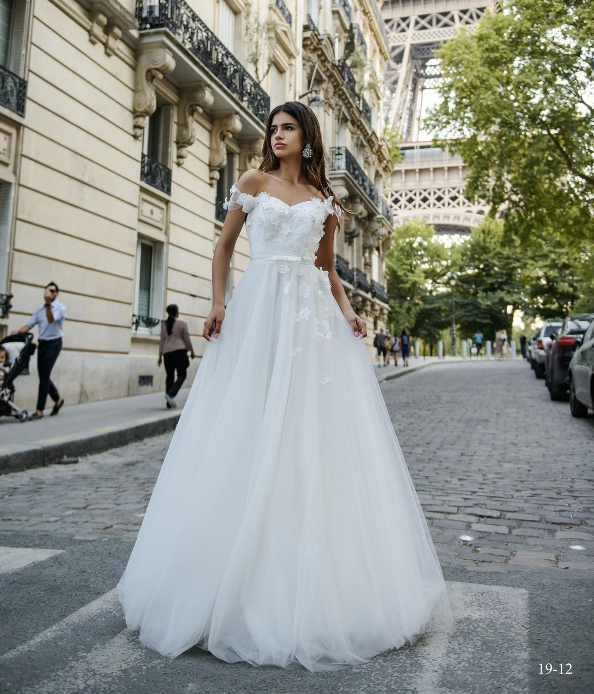 

Свадебное платье Ema Bride 19-12 46 Айвори