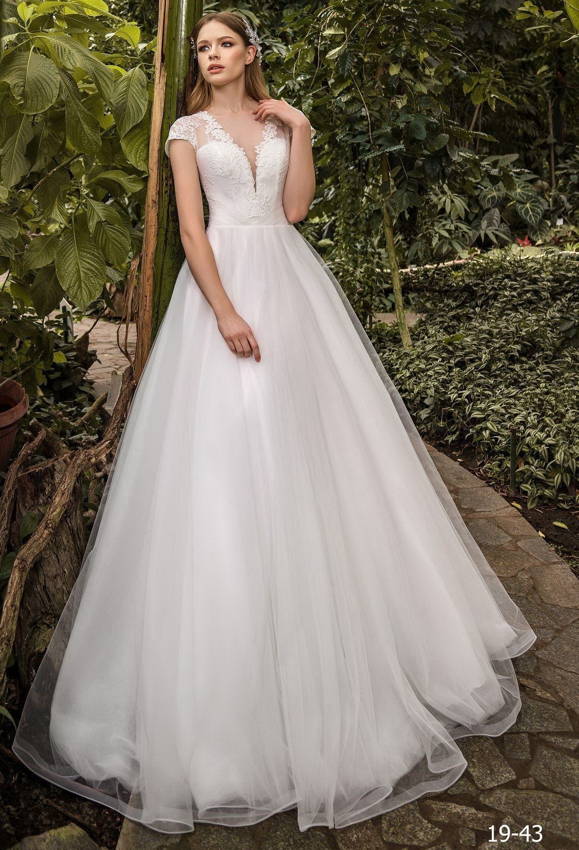 

Свадебное платье Ema Bride 19-43 54 Айвори