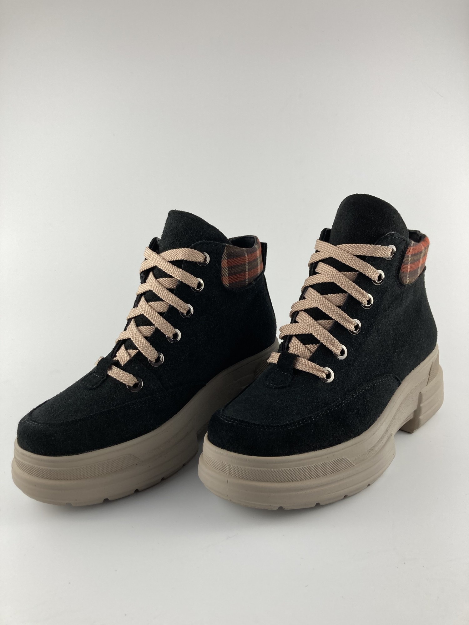 

Ботинки DJUS SHOES 40 (26 см.) 17.02.108 Черный